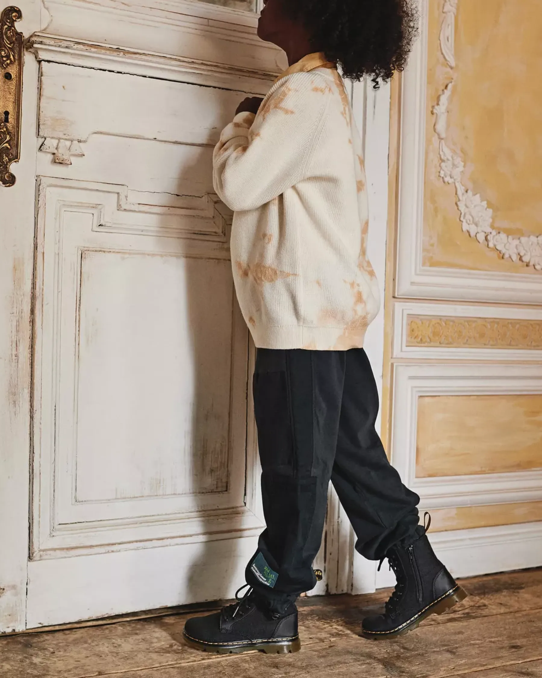 School Styles|Junior / 5-7 Years>Dr. Martens Junior Combs Extra Tough Poly Casual Boots Black — Extra Tough 50/50+Rubbery