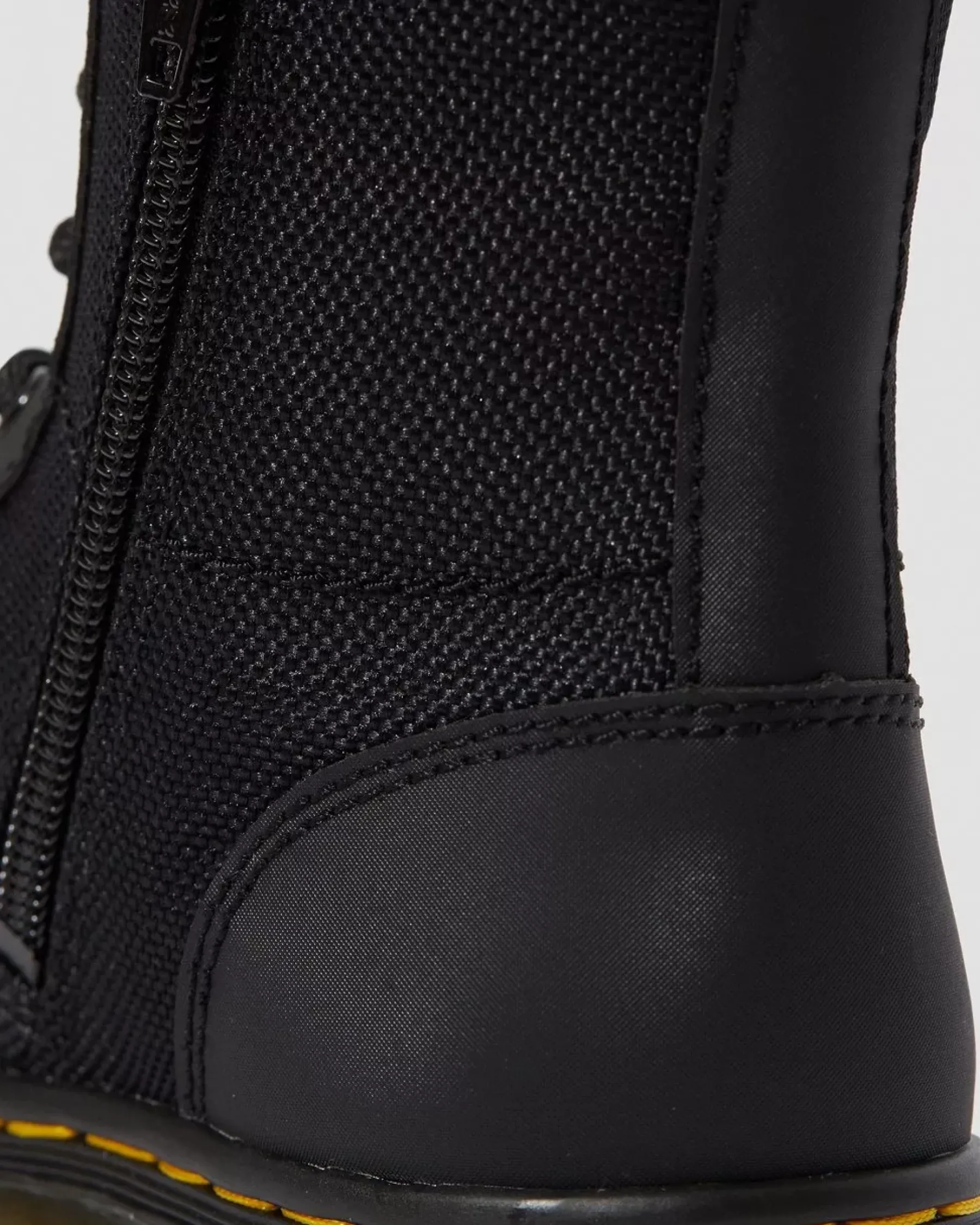 School Styles|Junior / 5-7 Years>Dr. Martens Junior Combs Extra Tough Poly Casual Boots Black — Extra Tough 50/50+Rubbery