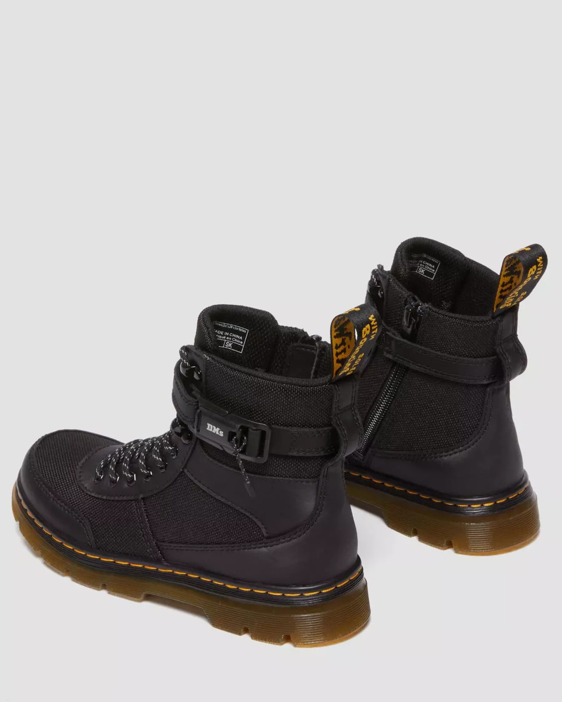 School Styles|Junior / 5-7 Years>Dr. Martens Junior Combs Tech Extra Tough Poly Casual Boots Black — Extra Tough 50/50+Rubbery