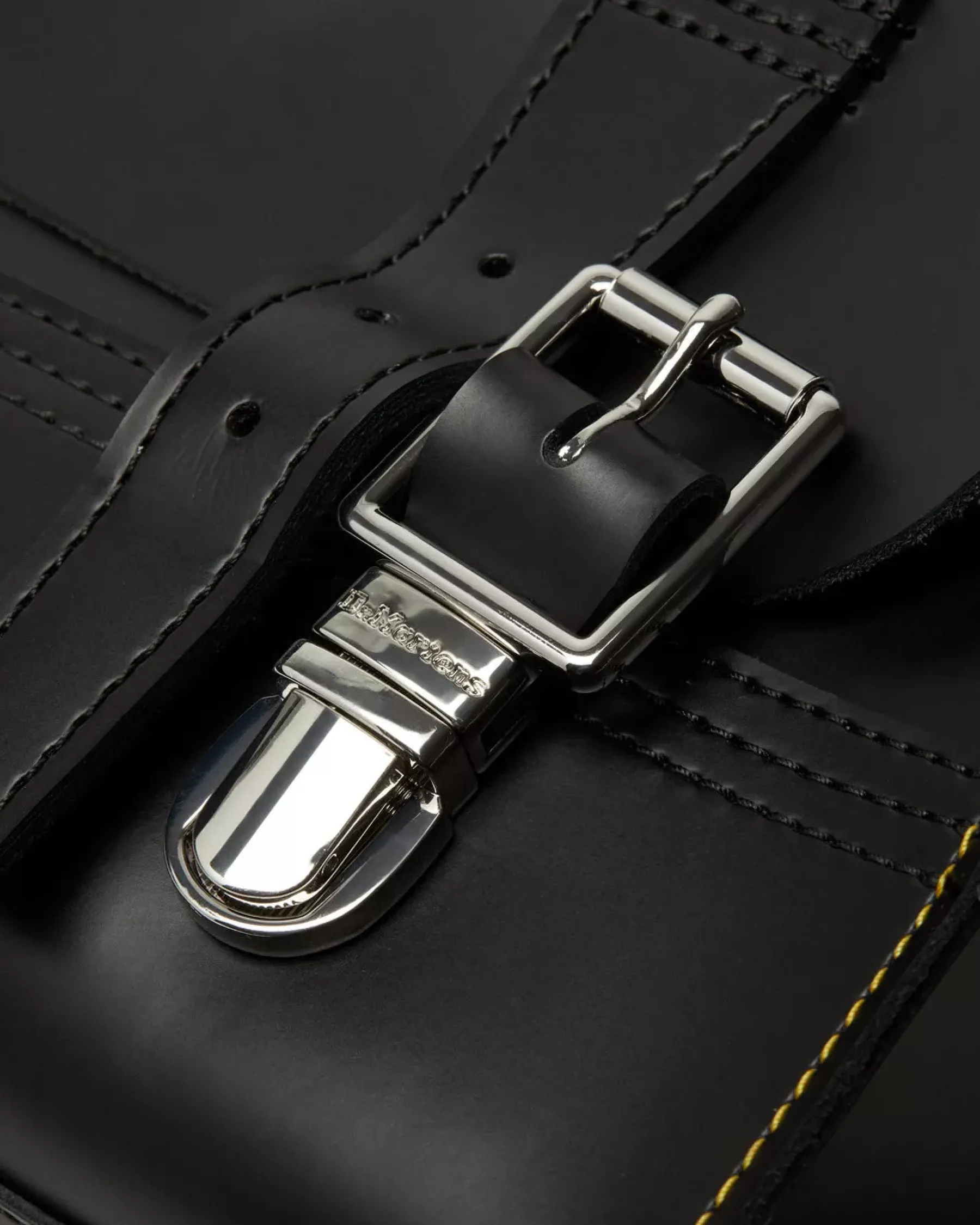 Accessories|Bags>Dr. Martens Leather Box Backpack Black — Kiev