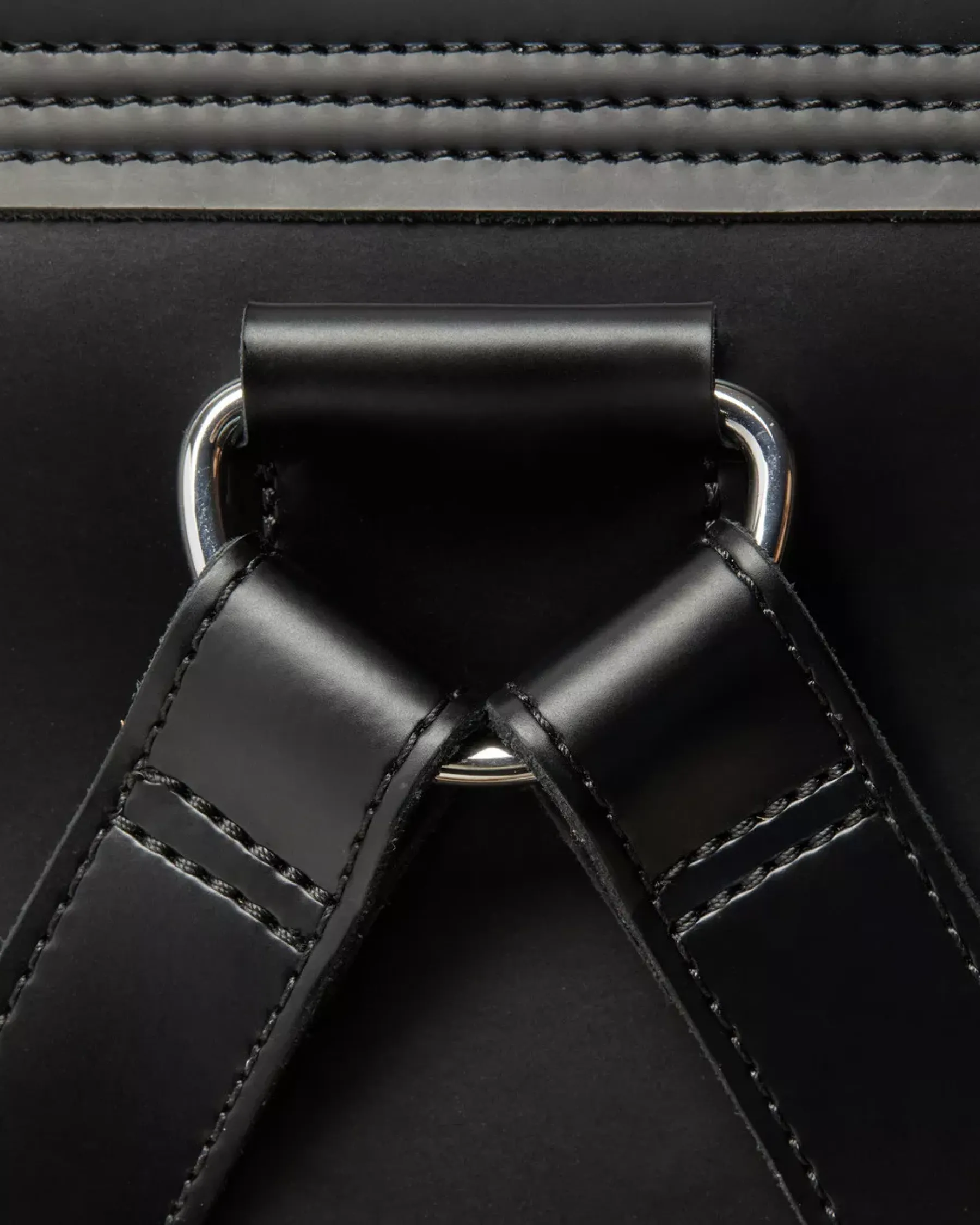 Accessories|Bags>Dr. Martens Leather Box Backpack Black — Kiev