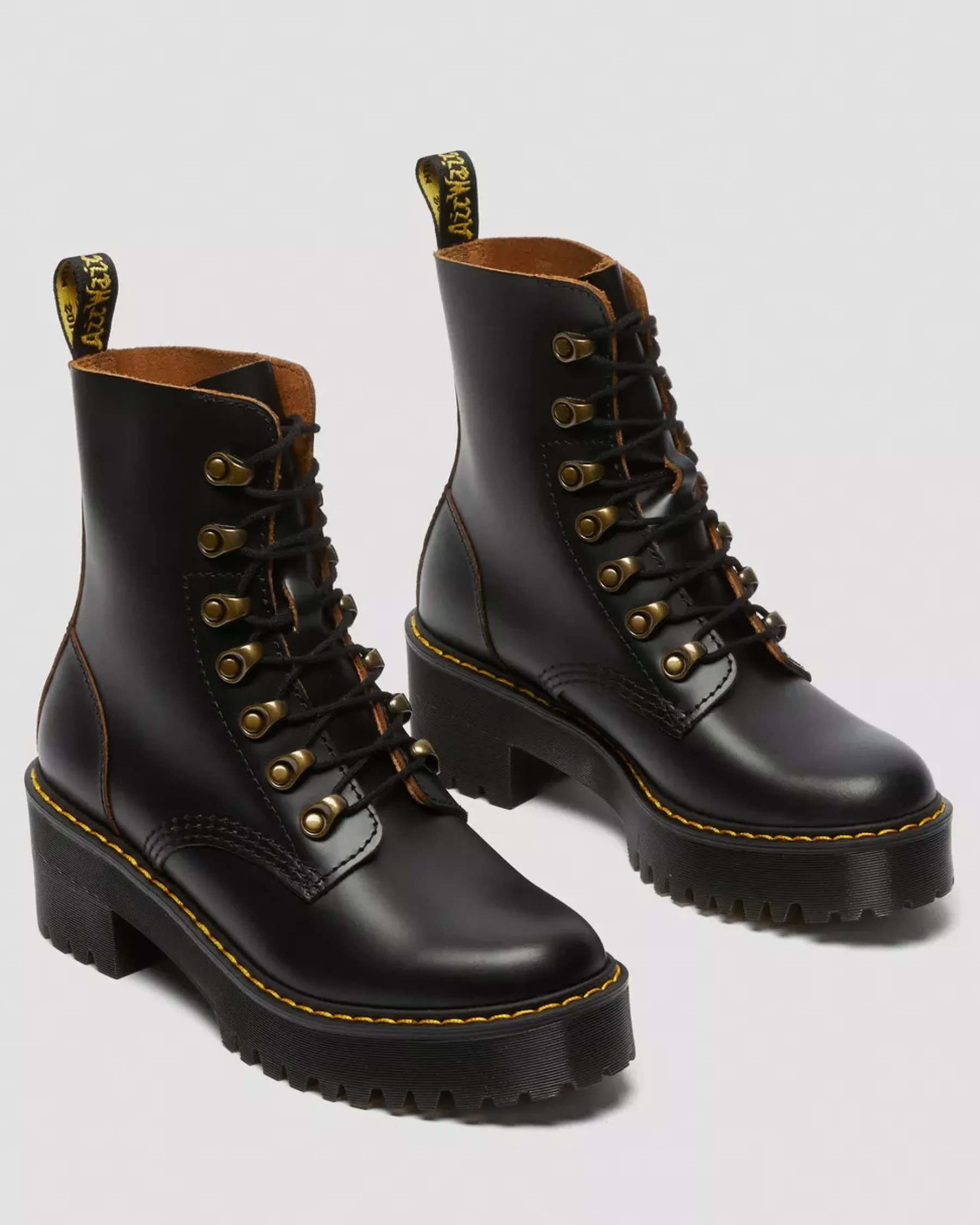 Bestsellers|Heeled Boots>Dr. Martens Leona Women's Vintage Smooth Leather Heeled Boots Black — Vintage Smooth