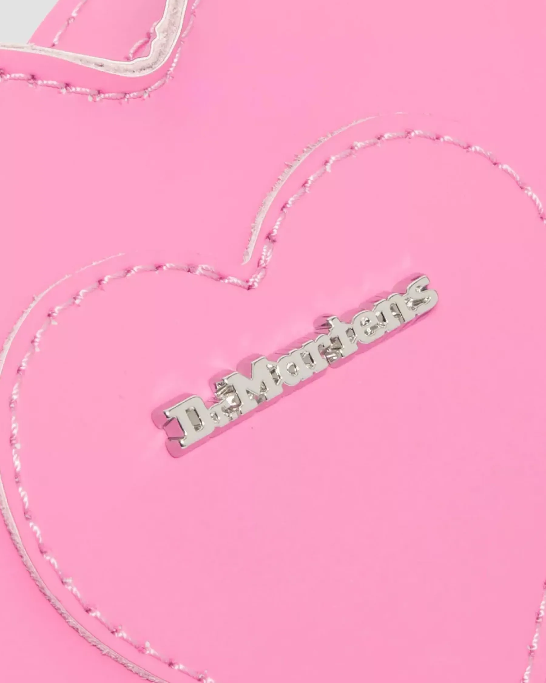 Accessories|Bags>Dr. Martens Mini Heart Shaped Leather Bag Fondant Pink — Kiev