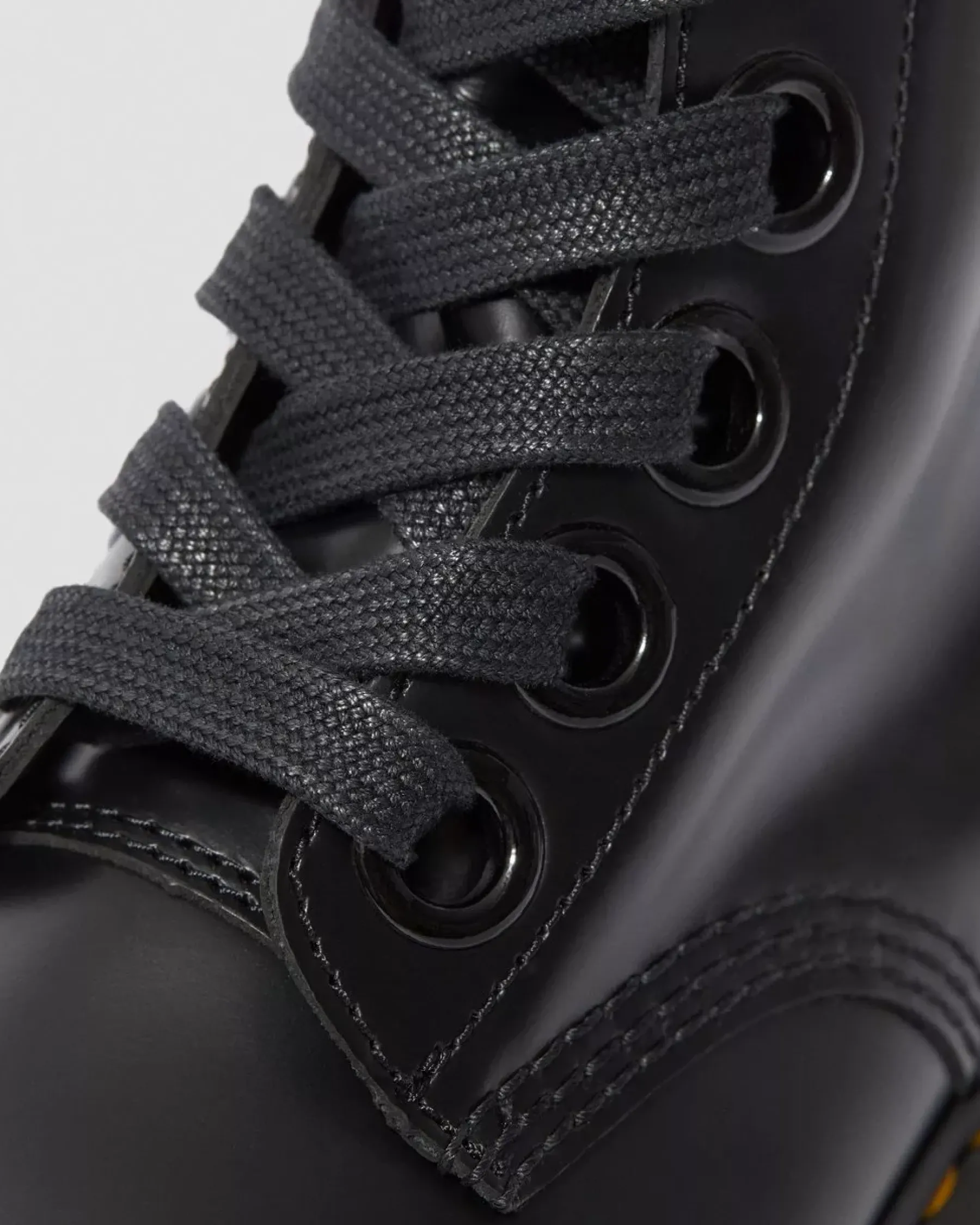 Platform Boots|Ankle Boots>Dr. Martens Molly Women's Leather Platform Boots Black — Buttero