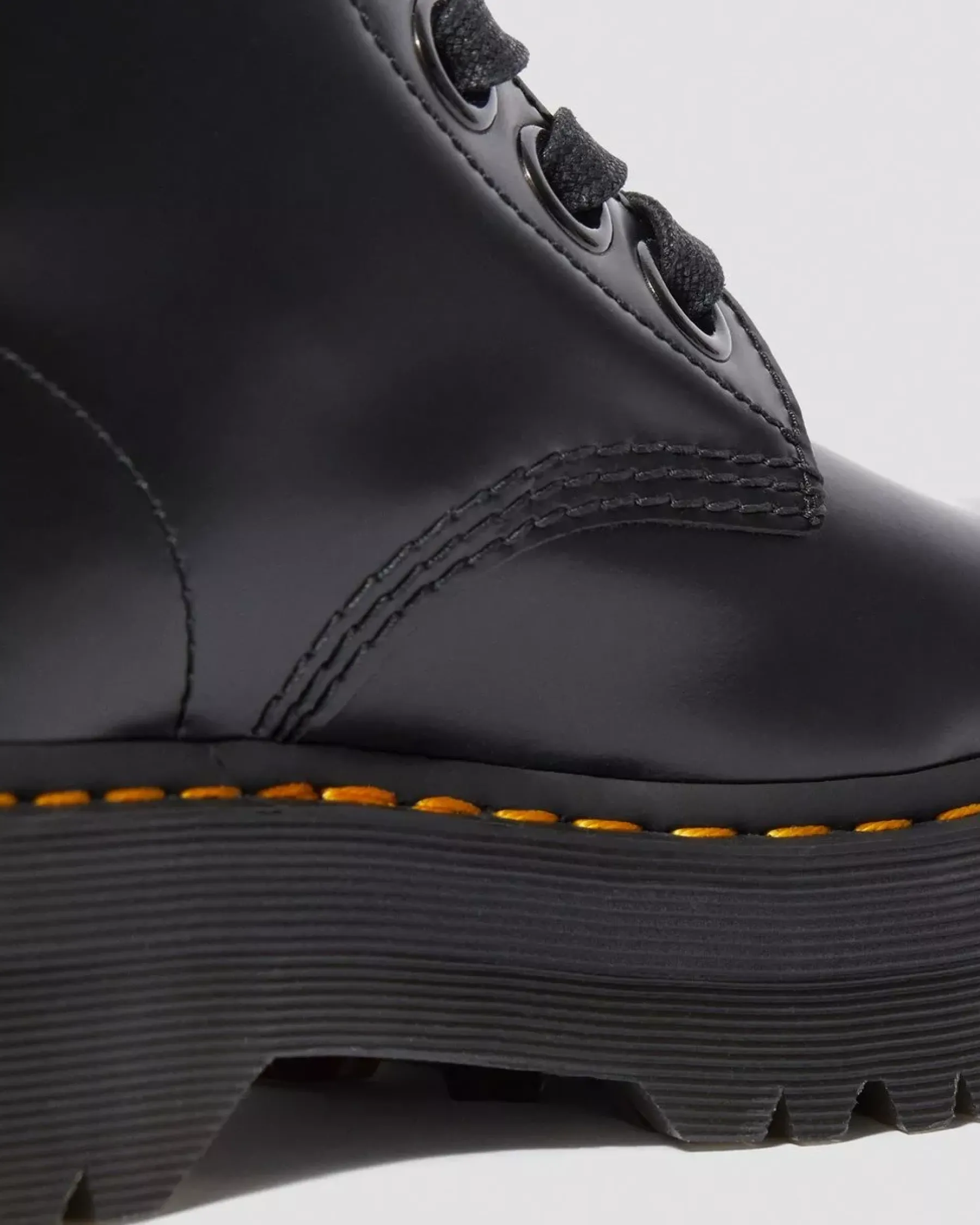 Platform Boots|Ankle Boots>Dr. Martens Molly Women's Leather Platform Boots Black — Buttero