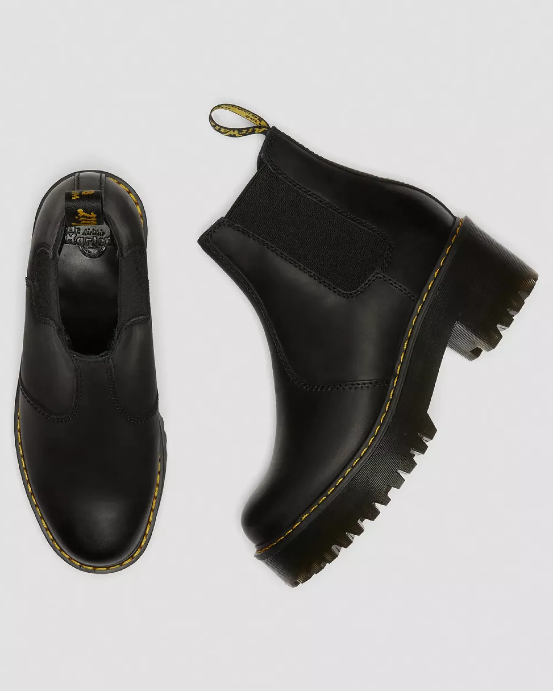 Bestsellers|Chelsea Boots>Dr. Martens Rometty Wyoming Leather Platform Chelsea Boots Black — Burnished Wyoming