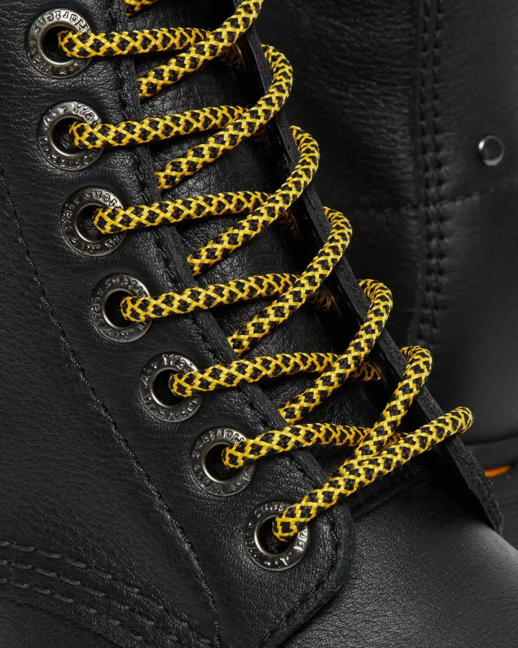 Platform Boots|Ankle Boots>Dr. Martens Sinclair Max Pisa Leather Platform Boots Black — Pisa