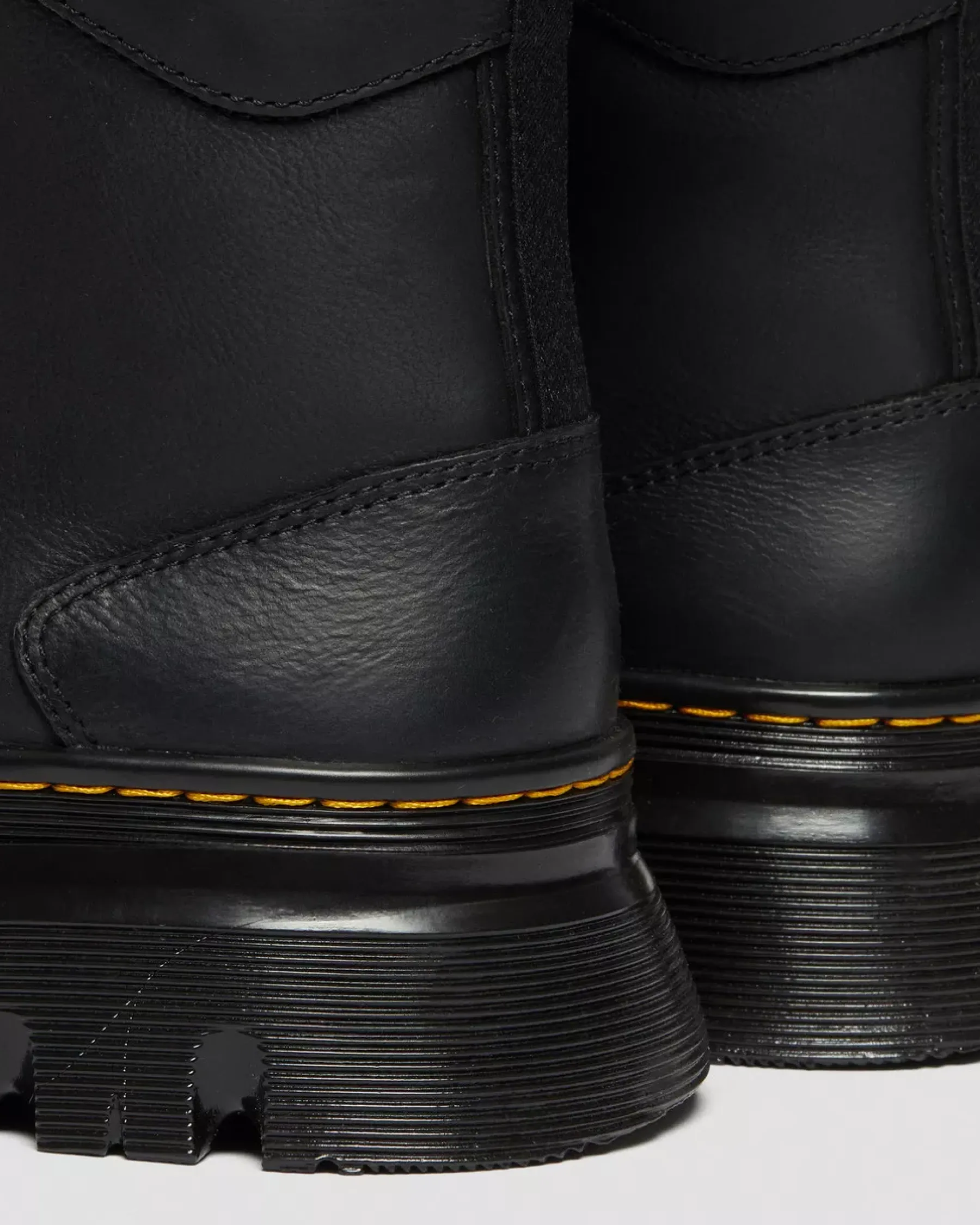 Sale|Casual Boots>Dr. Martens Tarik Wyoming Leather Utility Boots Black — Wyoming