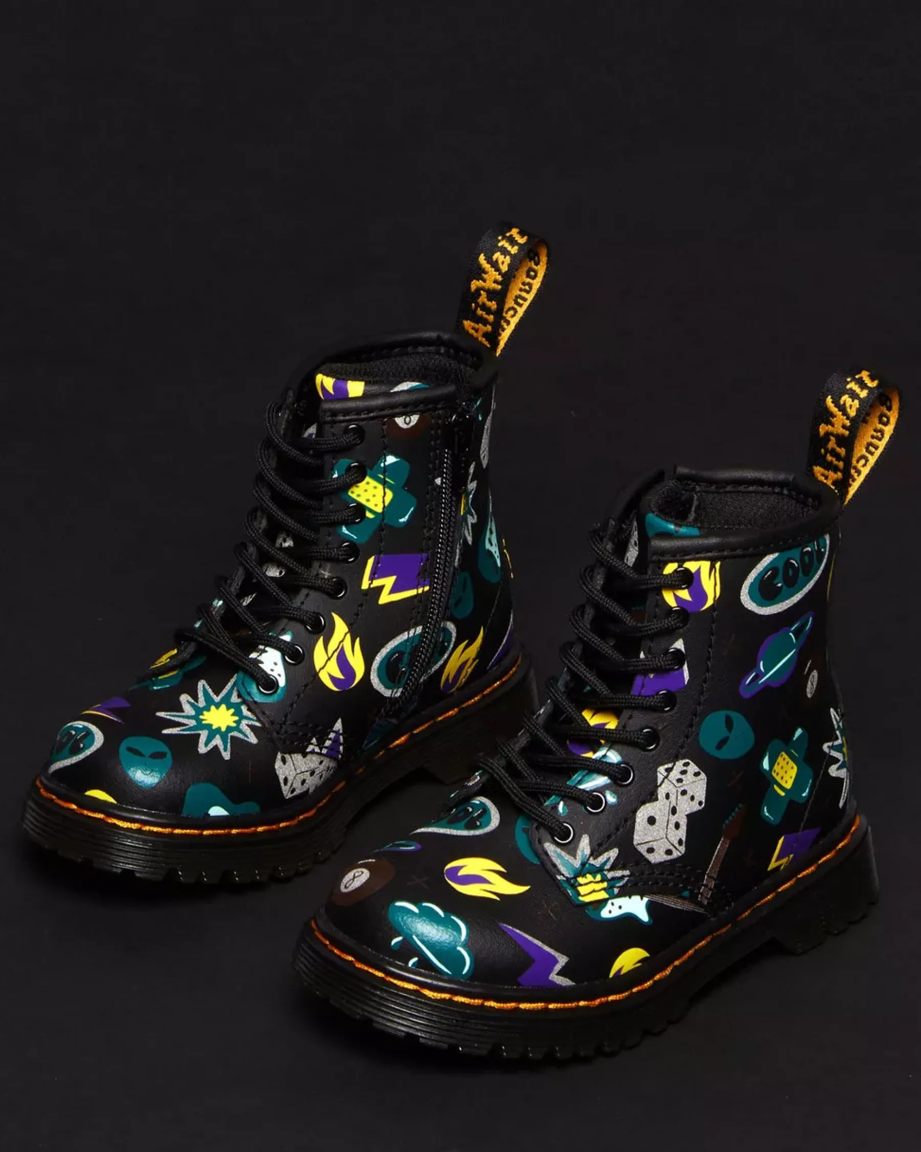 Sale|Toddler / 2-4 Years>Dr. Martens Toddler 1460 Sticker Print Leather Lace Up Boots BLACK — Sticker Print Hydro
