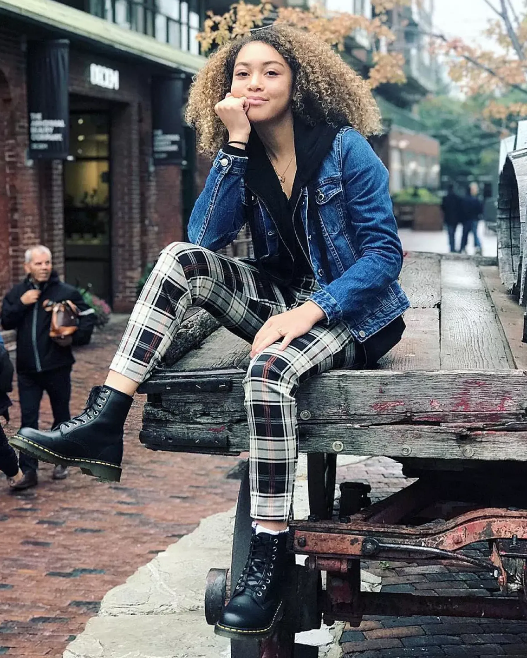 Vegan|Originals>Dr. Martens Vegan 1460 Felix Lace Up Boots Black — Felix Rub Off