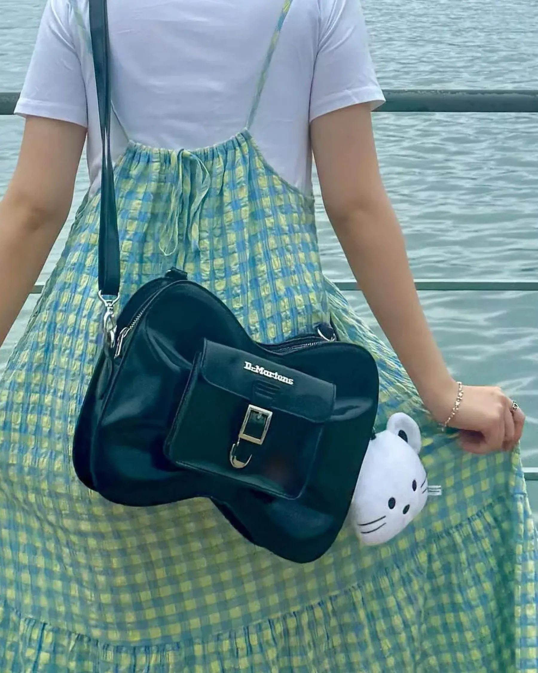 Accessories|Vegan>Dr. Martens Vegan Bow Bag BLACK — Oxford