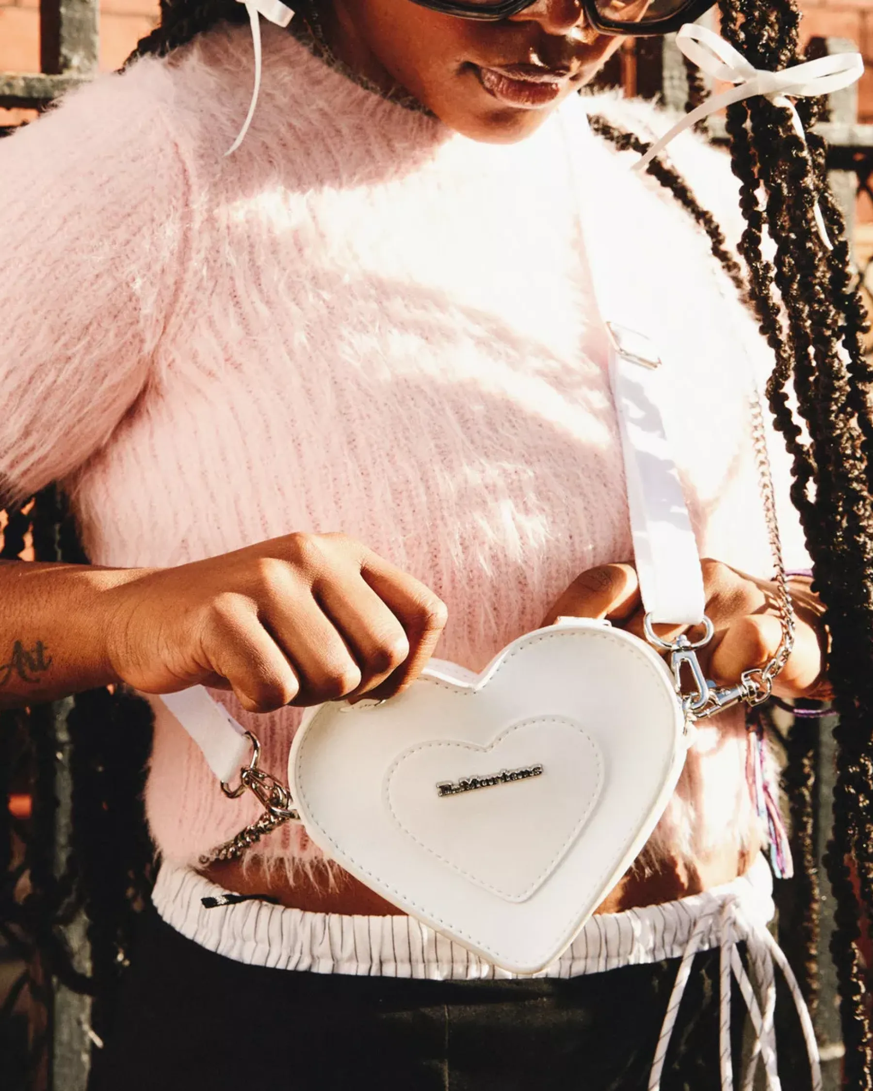 Accessories|Bags>Dr. Martens Vegan Mini Heart Shaped Bag White — Kemble Pu
