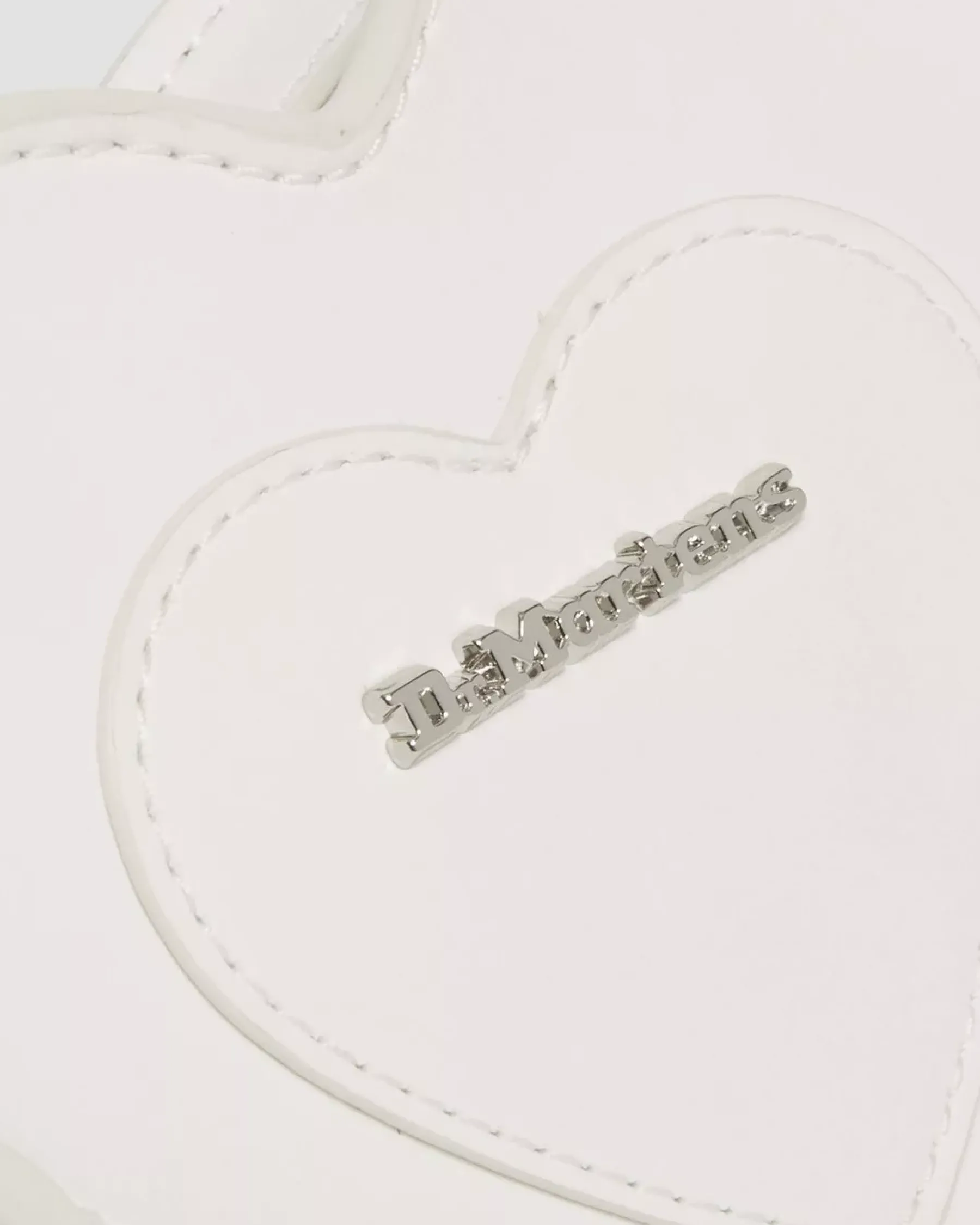 Accessories|Bags>Dr. Martens Vegan Mini Heart Shaped Bag White — Kemble Pu
