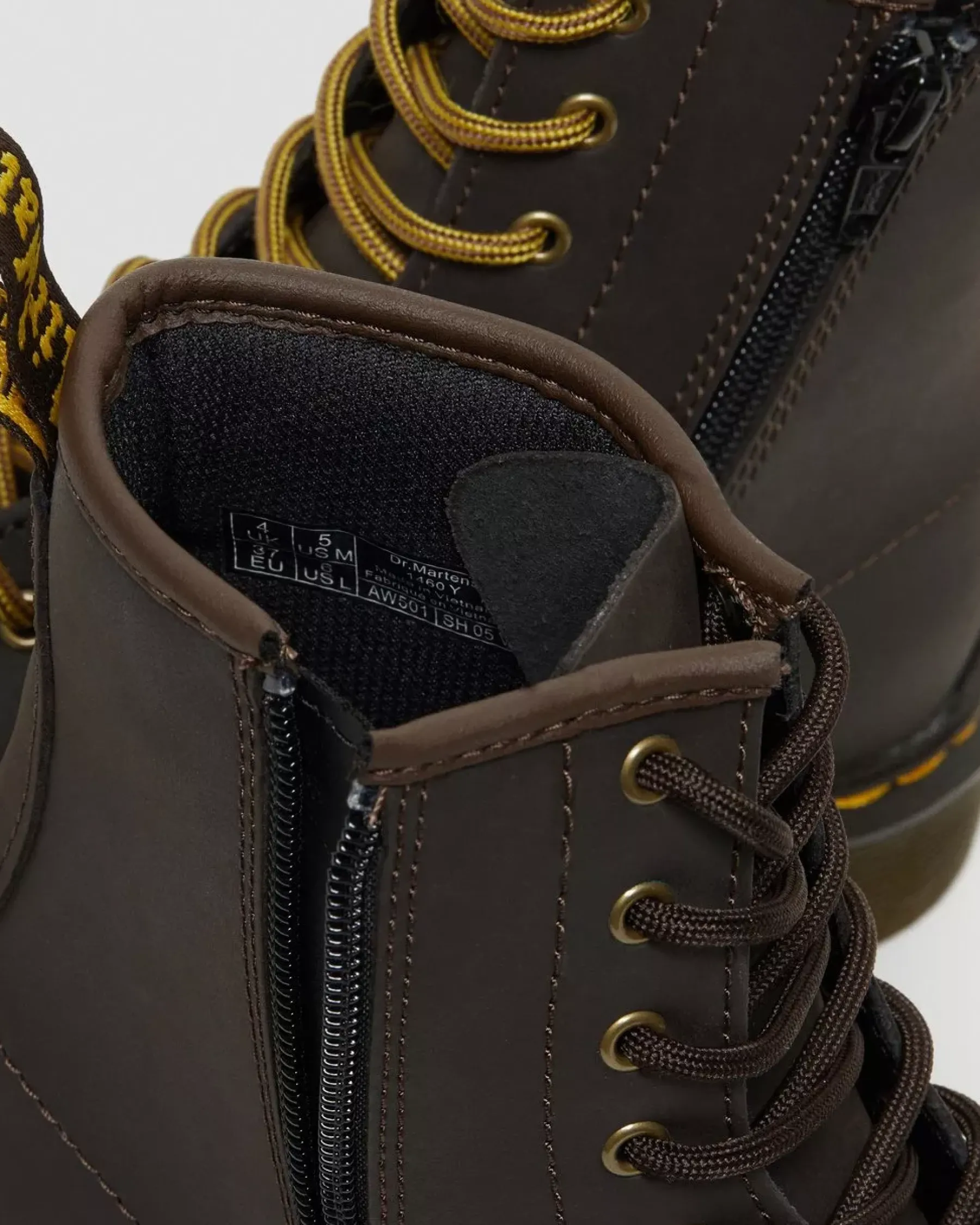 School Styles|Youth / 8-14 Years>Dr. Martens Youth 1460 Wildhorse Leather Lace Up Boots Dark Brown — Wildhorse Lamper
